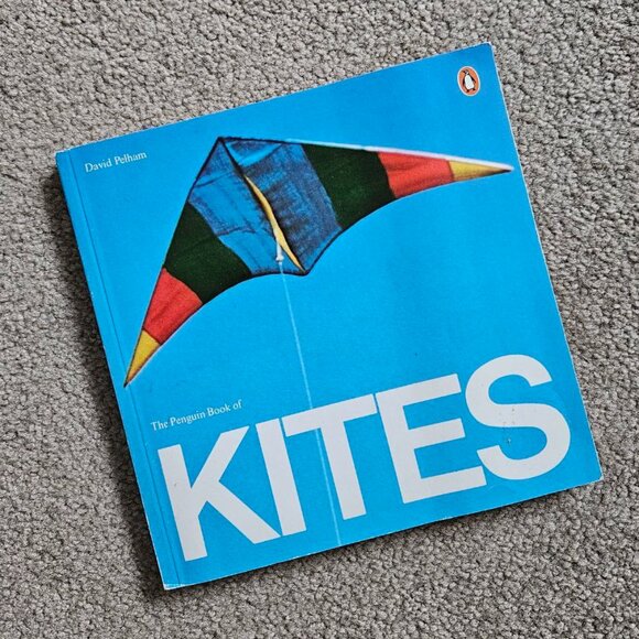 The Penguin Book of Kites (Penguin‎ Original) by David Pelham - Paperback - Picture 1 of 9